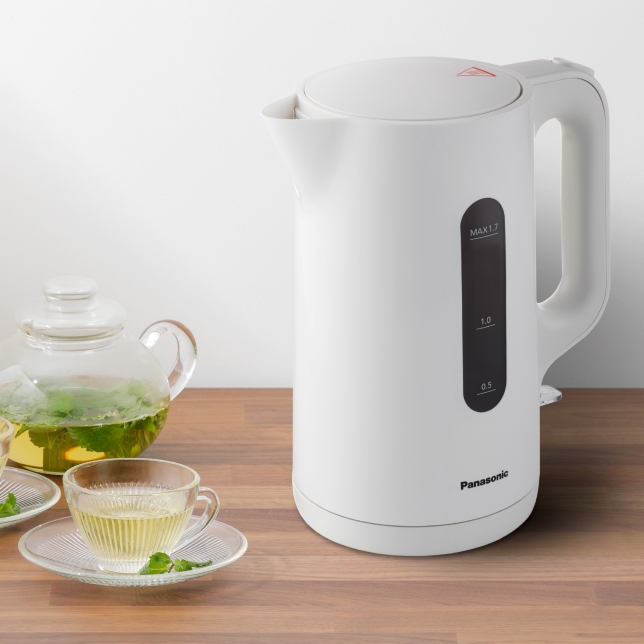 Panasonic Electric Kettle, LED Indicator, Removable Anti-Scale Filter, 1.7L Capacity (NC-K101)