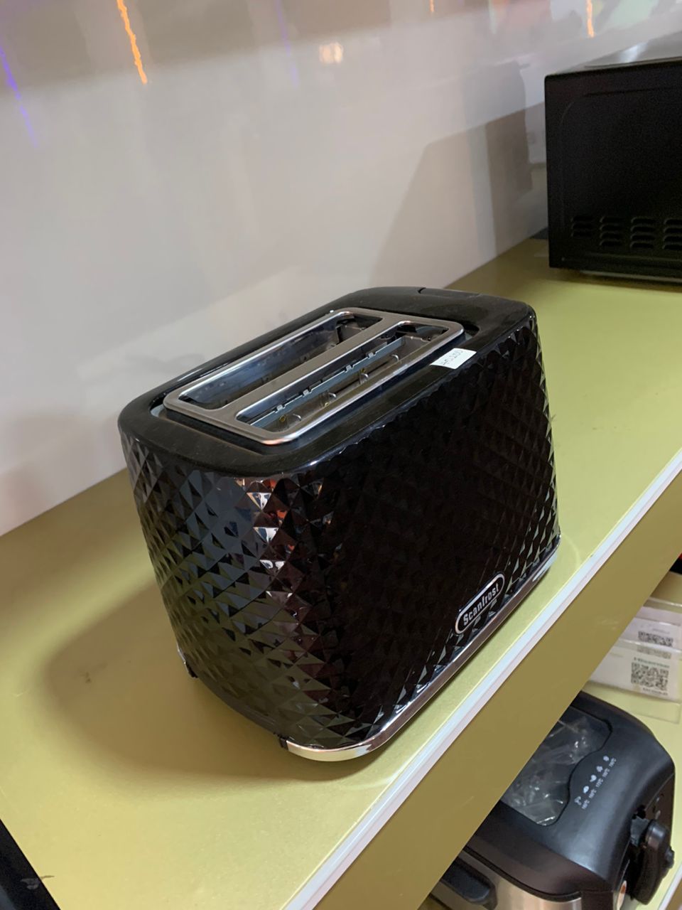Scanfrost 2 Slice Toaster (SFKAT2002)